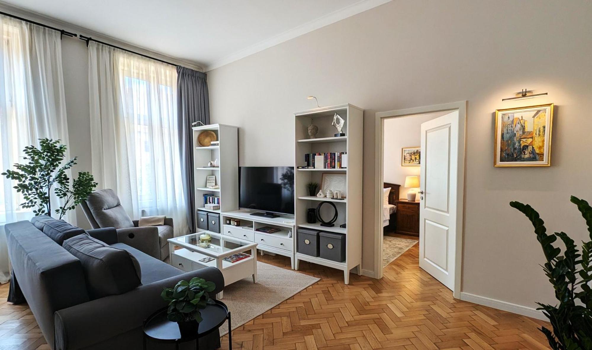 Apartment In Historic Center, Quiet Area, Ac Сибиу Экстерьер фото