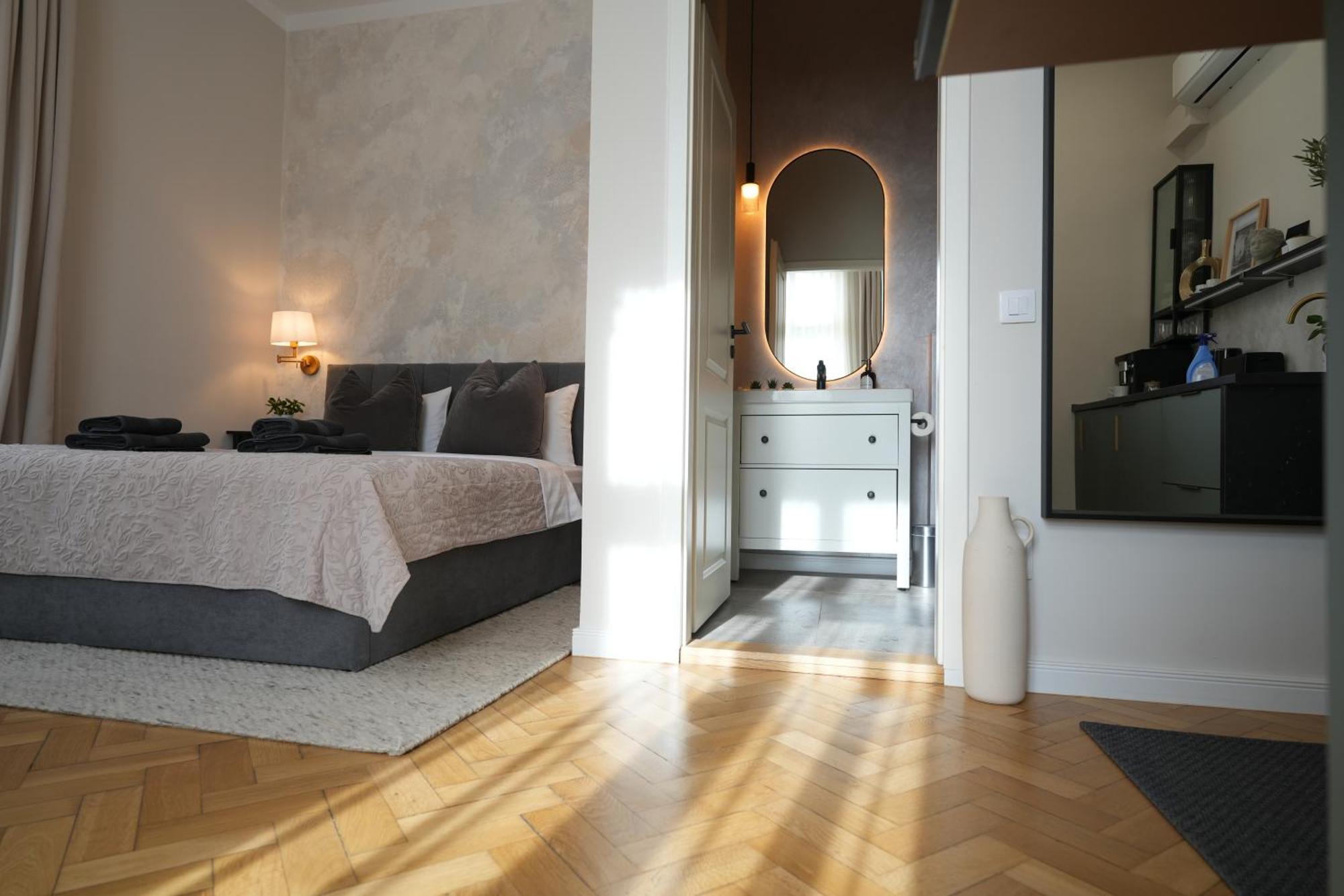 Apartment In Historic Center, Quiet Area, Ac Сибиу Экстерьер фото