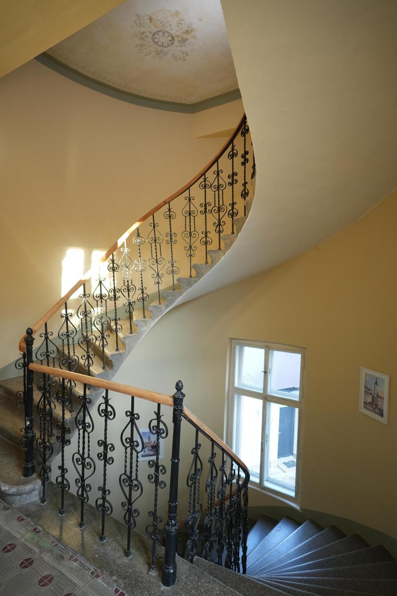 Apartment In Historic Center, Quiet Area, Ac Сибиу Экстерьер фото
